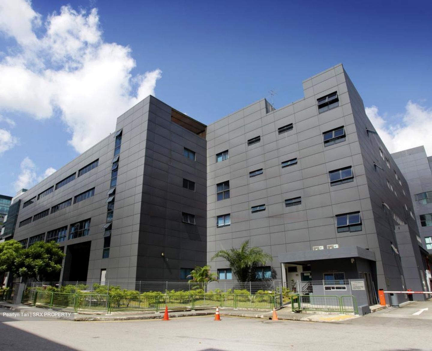 Grande Building (D3), Factory #457976001